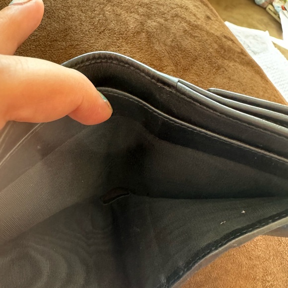 Gucci Compact Wallet - Picture 10 of 10